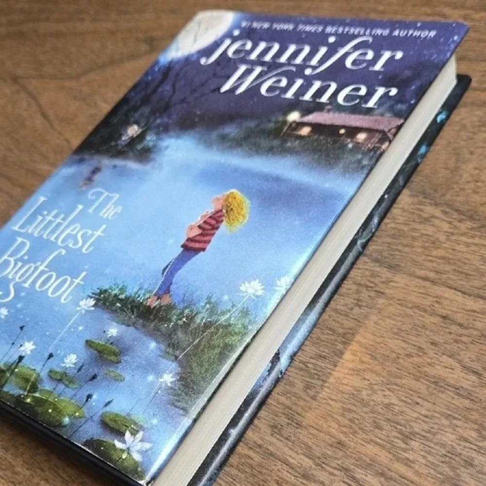 The Littlest Bigfoot by Jennifer Weiner‎ - Hardcover